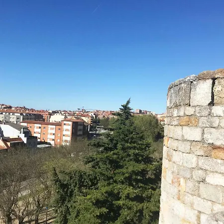 Atrio アパート サモラ